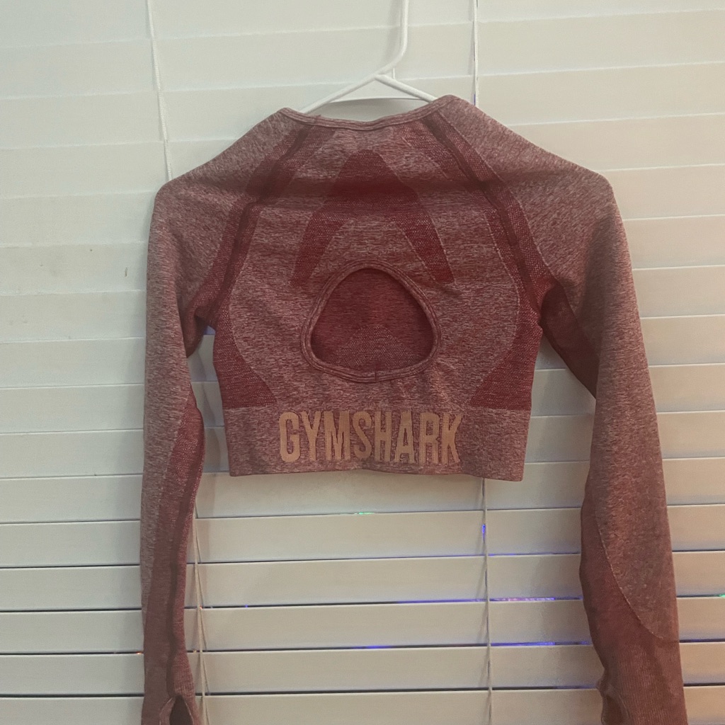 Gym Shark Women Flex Long Sleeve Crop Top Small Burgundy Gym Shark Women Flex Long Sleeve Crop Top Small Burgundy